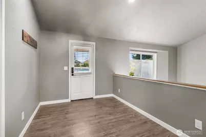 31433 W 3rd Street, Lyman, WA 98263 - Photo 4