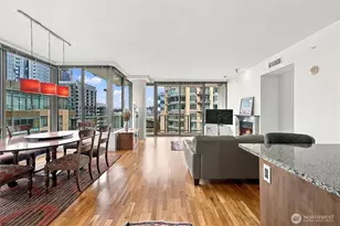 910 Lenora St, Seattle, WA 98121 - Photo 6