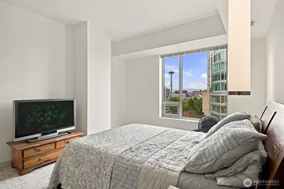 910 Lenora Street #S1210, Seattle, WA 98121 - Photo 16