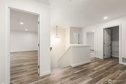 9525 S 221st Place, Kent, WA 98031 - Photo 22
