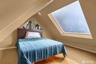 803 NE 72nd St, Seattle, WA 98115 - Photo 22