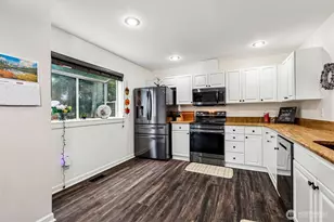 5125 108th Pl NE, Marysville, WA 98271 - Photo 10