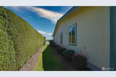 8806 60th Avenue E, Puyallup, WA 98371 - Photo 30