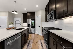 329 W Laurel St, Washougal, WA 98671 - Photo 10