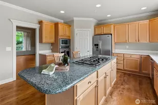 8701 113th Ave SE, Newcastle, WA 98056 - Photo 8