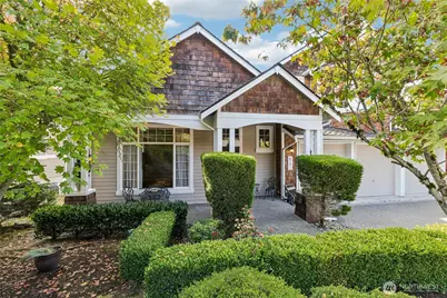 8701 113th Avenue SE, Newcastle, WA 98056 - Photo 2