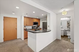 121 Vine St, Seattle, WA 98121 - Photo 12