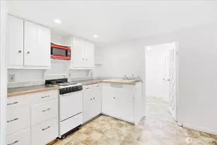 410 N College Ave, College Place, WA 99324 - Photo 18