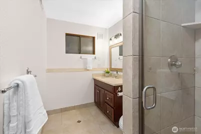 4130 156th Lane SE, Bellevue, WA 98006 - Photo 34