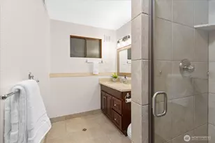 4130 156th Ln SE, Bellevue, WA 98006 - Photo 34