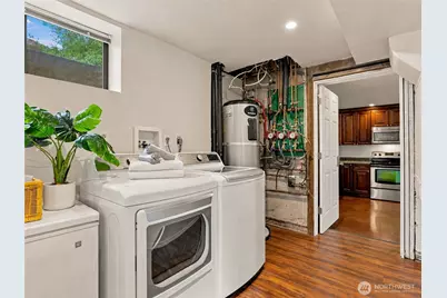 10404 NE 198th Street, Bothell, WA 98011 - Photo 24