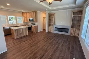 2101 S 324th St, Federal Way, WA 98003 - Photo 2