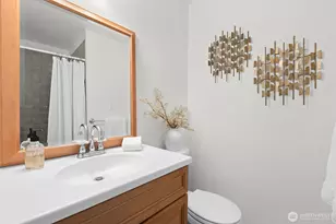 30979 E Lake Morton Dr SE, Kent, WA 98042 - Photo 22