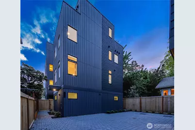 4529 Corliss Avenue N, Seattle, WA 98103 - Photo 1