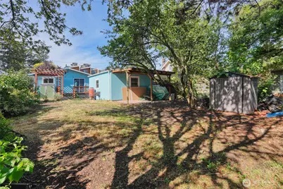 9016 12th Avenue NW, Seattle, WA 98117 - Photo 18