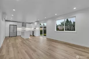 3235 S 187th St, SeaTac, WA 98188 - Photo 2