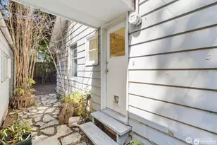 9525 7th Ave NW, Seattle, WA 98117 - Photo 16