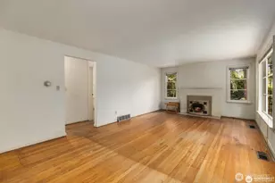 9525 7th Ave NW, Seattle, WA 98117 - Photo 6