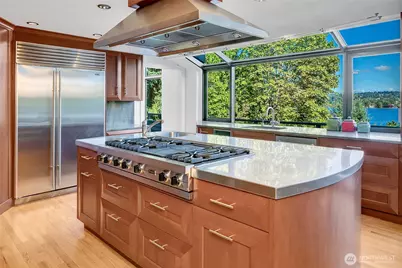 4408 E Mercer Way, Mercer Island, WA 98040 - Photo 10