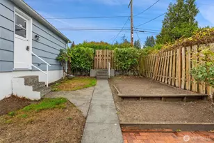 2447 N Wycoff Ave, Bremerton, WA 98312 - Photo 26