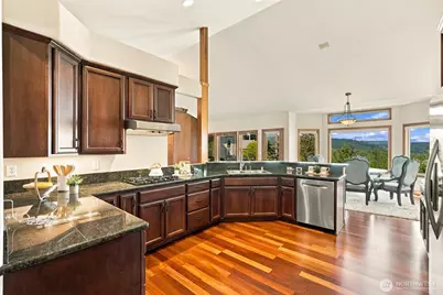 7707 213th Avenue SE, Snohomish, WA 98290 - Photo 10
