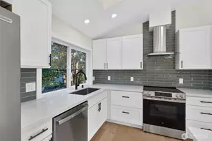 10238 Renton Ave S, Seattle, WA 98178 - Photo 6