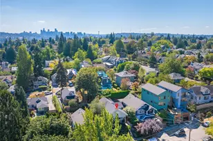 317 NE 58th St, Seattle, WA 98105 - Photo 40