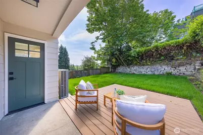 317 NE 58th Street, Seattle, WA 98105 - Photo 34