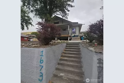 1673 Main Street, Pomeroy, WA 99347 - Photo 2