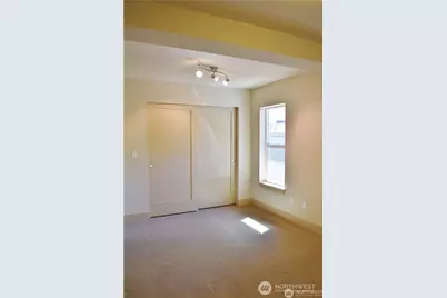 935 N 98th Street #A, Seattle, WA 98103 - Photo 2