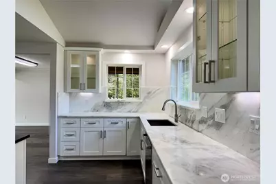 7620 NE 24th Street, Medina, WA 98039 - Photo 6