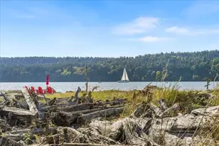 27730 Manzanita Beach Rd SW, Vashon, WA 98070 - Photo 2