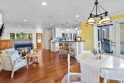 13133 Holmes Point Drive NE, Kirkland, WA 98034 - Photo 6