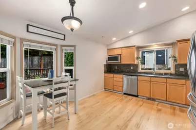 8615 12th Street NE, Lake Stevens, WA 98258 - Photo 10