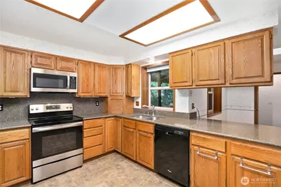 1705 Medallion Loop NW, Olympia, WA 98502 - Photo 8
