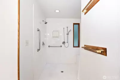 1705 Medallion Loop NW, Olympia, WA 98502 - Photo 18