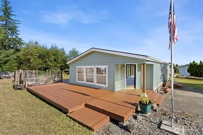 814 Ocean Avenue, Cosmopolis, WA 98537 - Photo 2
