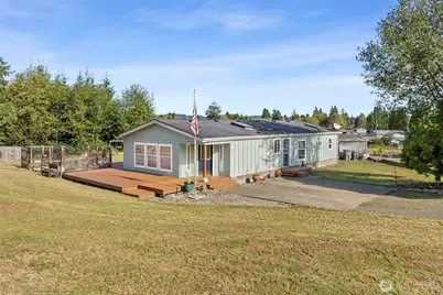 814 Ocean Avenue, Cosmopolis, WA 98537 - Photo 1
