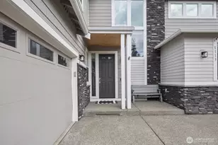 1113 25th Ave Ct SW, Puyallup, WA 98373 - Photo 2
