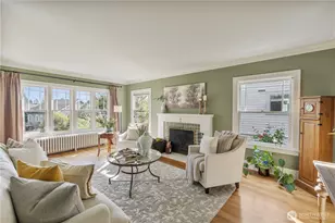 3117 Broadway E, Seattle, WA 98102 - Photo 2