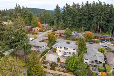 708 Highland Drive, Bellingham, WA 98225 - Photo 2