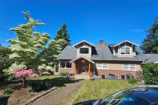 708 Highland Dr, Bellingham, WA 98225 - Photo 4
