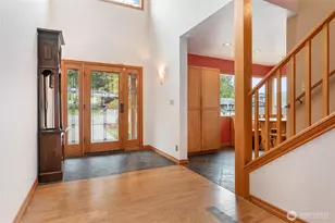 708 Highland Dr, Bellingham, WA 98225 - Photo 8