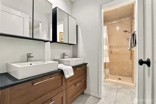 525 Broadway, Tacoma, WA 98402 - Photo 16