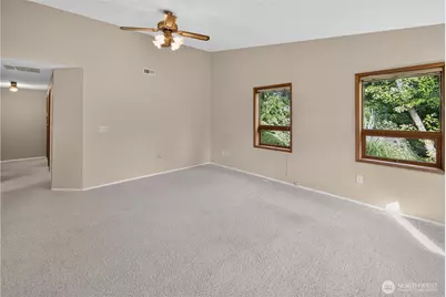 6401 N 51st Street, Tacoma, WA 98407 - Photo 8