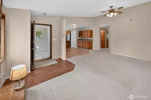 6401 N 51st St, Tacoma, WA 98407 - Photo 6