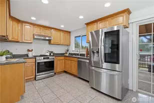 2406 166th Ave NE, Bellevue, WA 98008 - Photo 10