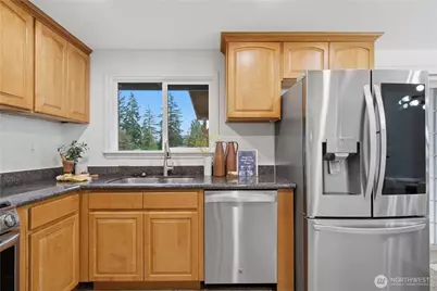 2406 166th Ave NE, Bellevue, WA 98008 - Photo 12