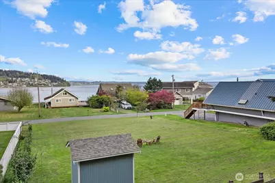3697 Driftwood Drive, Clinton, WA 98236 - Photo 12