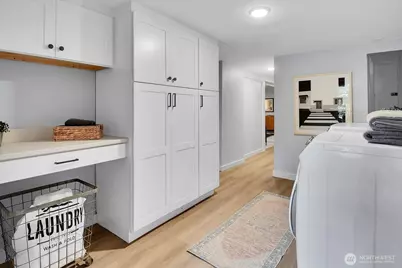 1812 6th Avenue W, Seattle, WA 98119 - Photo 22